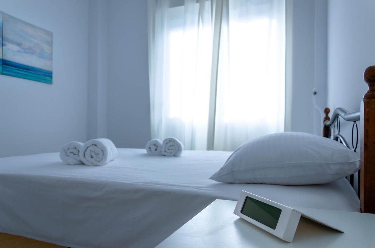 New Renovated 1B Apartment Close To Historic Center Atenas Exterior foto